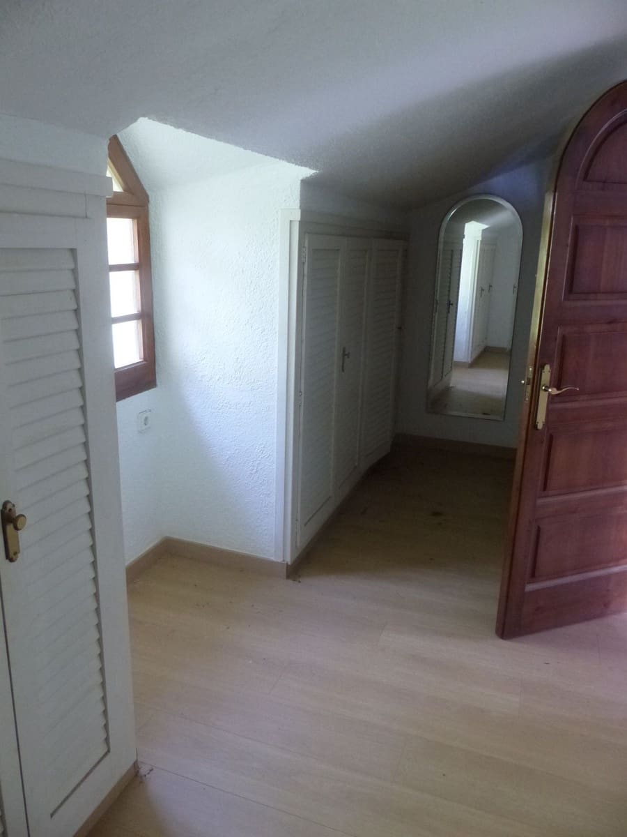 8 soveværelse Villa til salg i Fogars de Montclus - € 850.000 (Ref: 9050767)