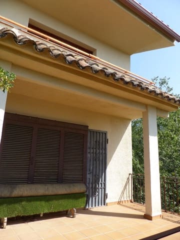 8 bedroom Villa for sale in Fogars de Montclús - € 850,000 (Ref: 9050767)