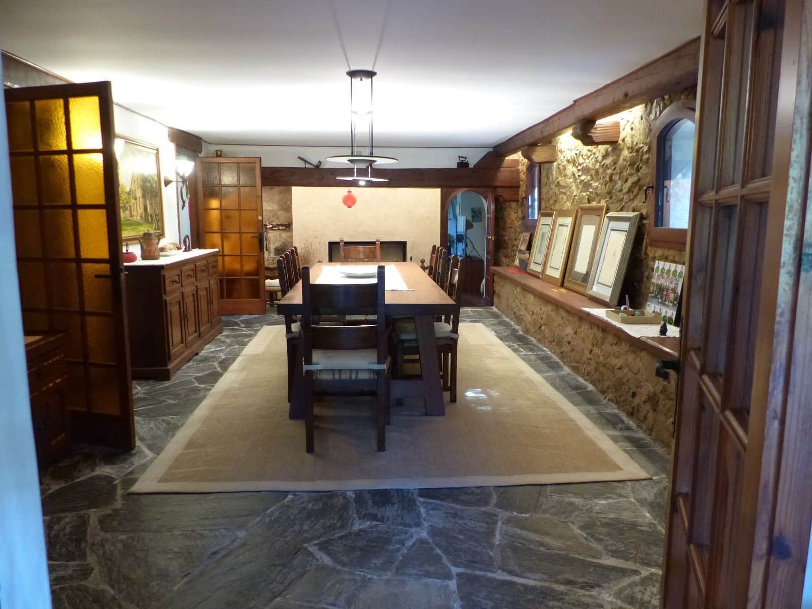 10 soveværelse Finca/Landehus til salg i Sant Iscle de Vallalta med swimmingpool garage - € 1.400.000 (Ref: 9264051)