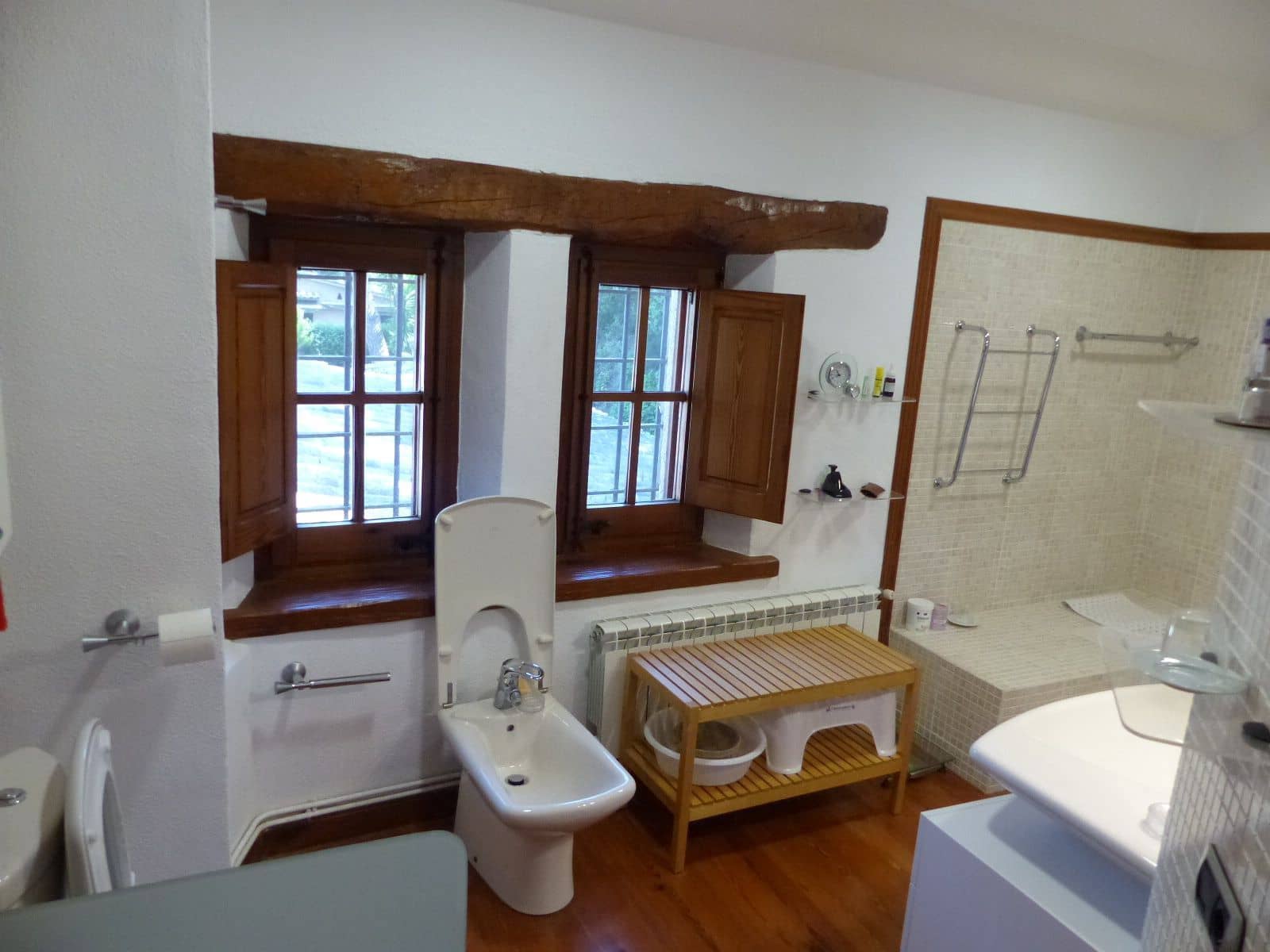 10 soveværelse Finca/Landehus til salg i Sant Iscle de Vallalta med swimmingpool garage - € 1.400.000 (Ref: 9264051)