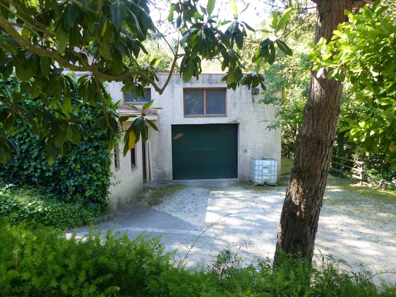 10 soveværelse Finca/Landehus til salg i Sant Iscle de Vallalta med swimmingpool garage - € 1.400.000 (Ref: 9264051)