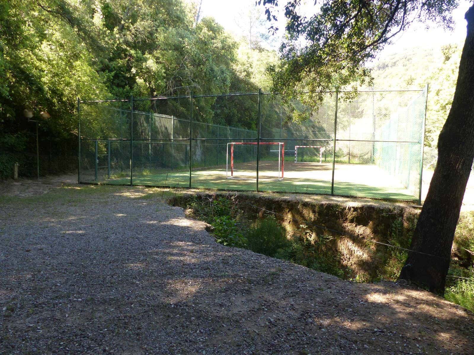 10 soveværelse Finca/Landehus til salg i Sant Iscle de Vallalta med swimmingpool garage - € 1.400.000 (Ref: 9264051)