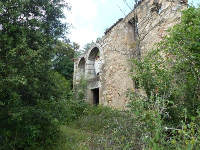 4 bedroom Finca/Country House for sale in Gualba - € 375,000 (Ref: 9265750)