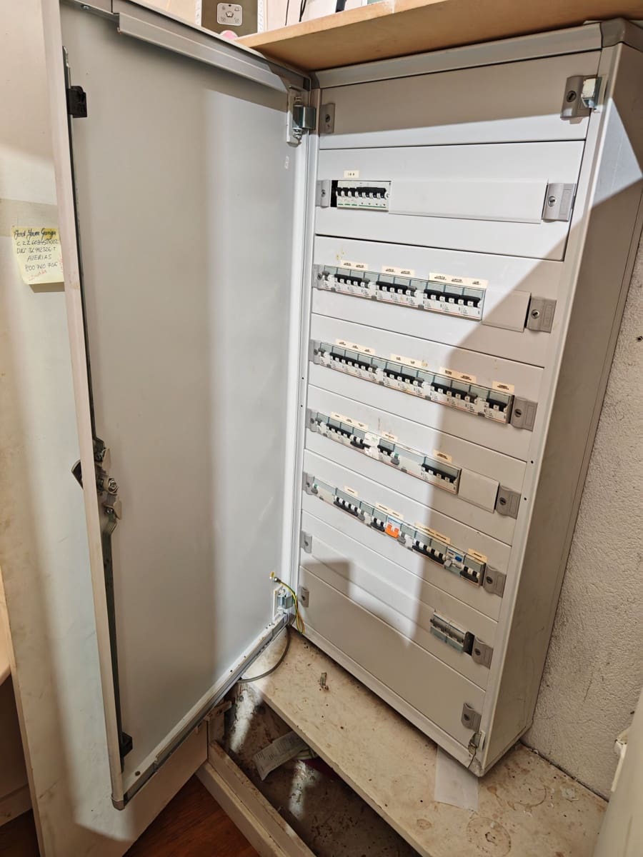 Finca/Casa Rural de 4 habitaciones en Sant Feliu de Buixalleu en venta - 575.000 € (Ref: 9371804)