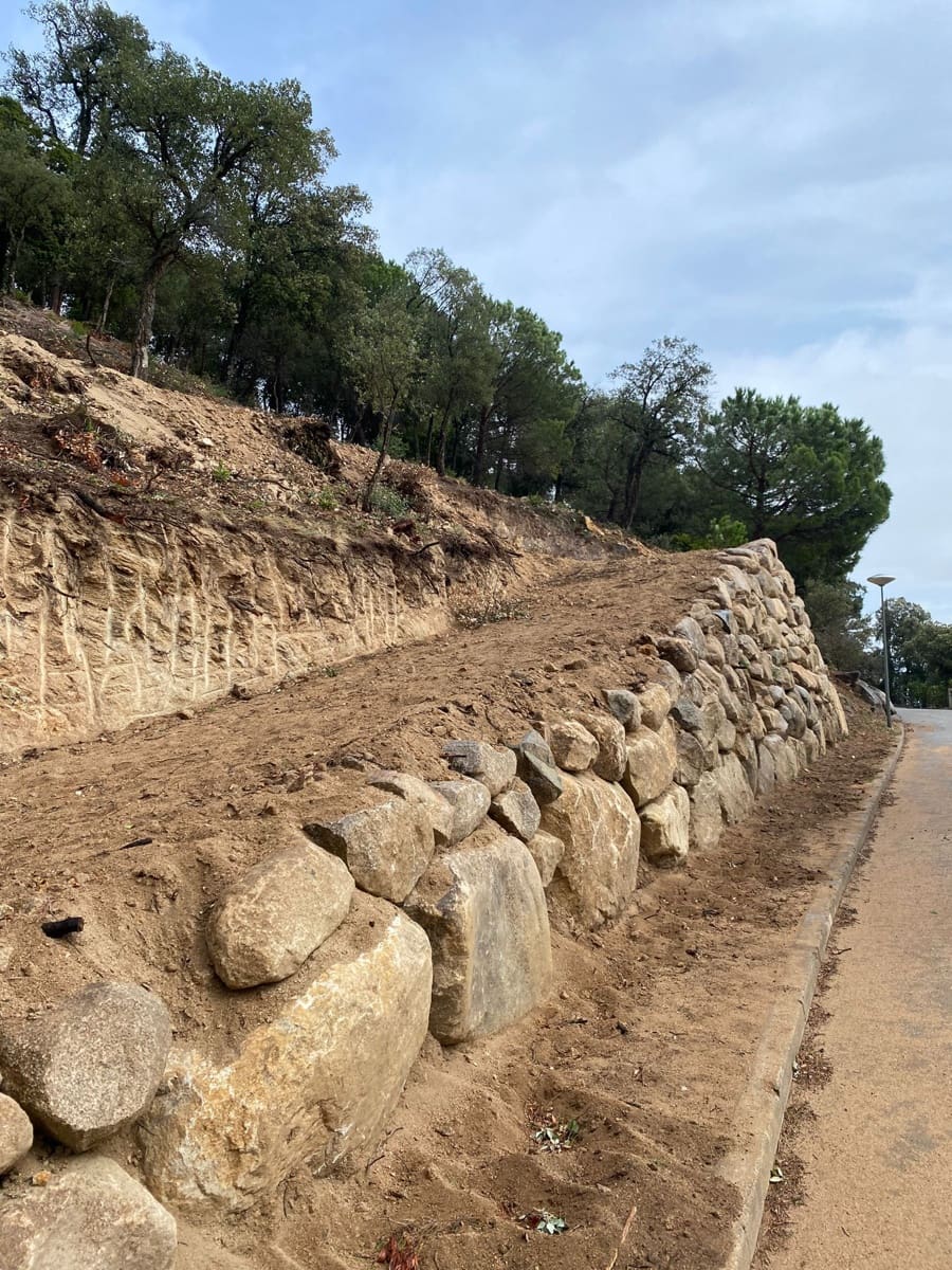 Landgrundstück zu verkaufen in Arbucies - 60.000 € (Ref: 9445876)