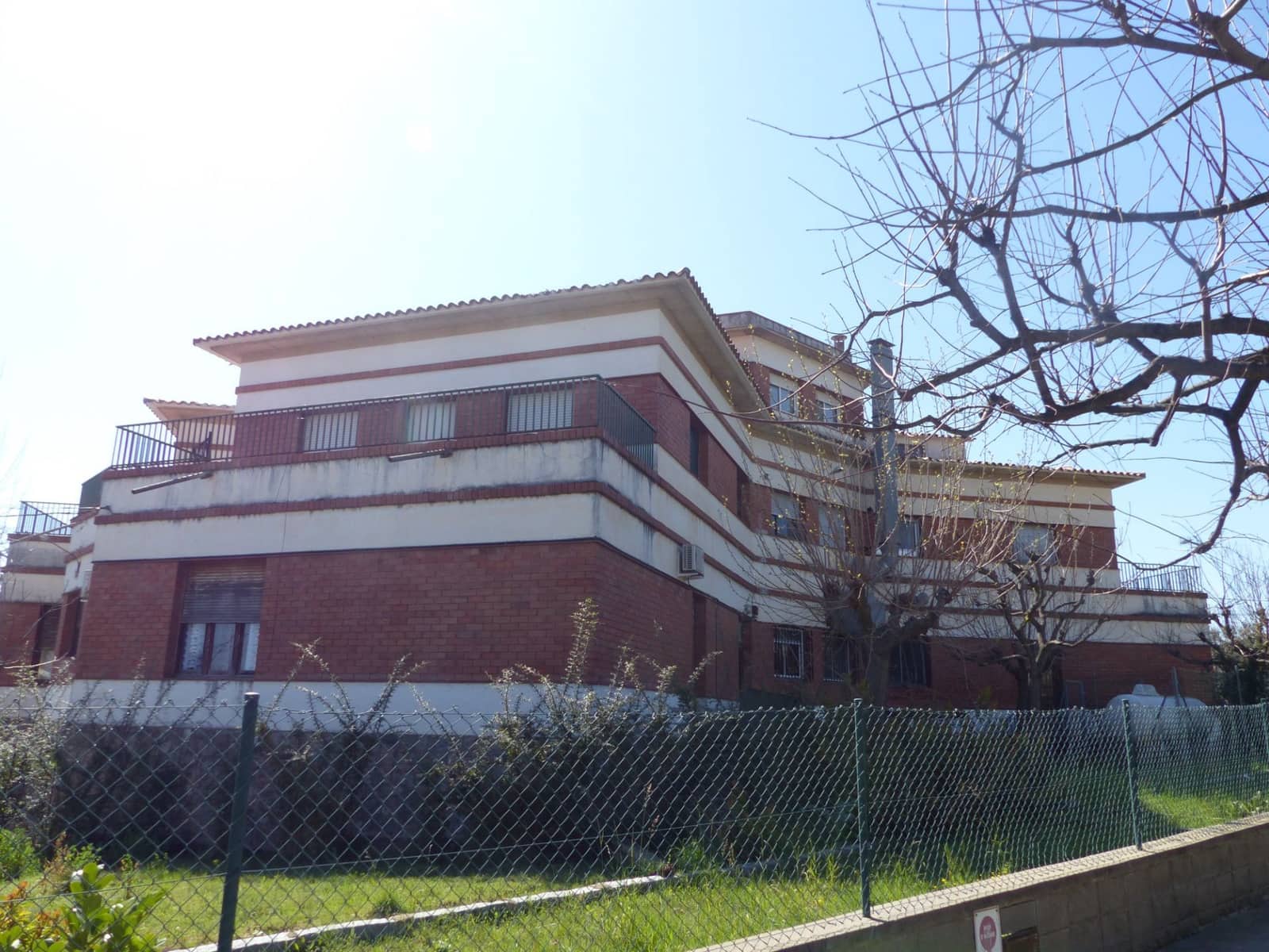 10 bedroom Commercial for sale in Sant Pere de Vilamajor - € 600,000 (Ref: 9479092)