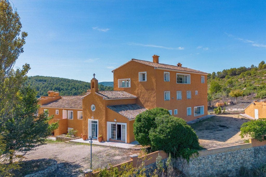 7 soverom Finca/Herregård til salgs i Alicante by med svømmebasseng garasje - € 11 000 000 (Ref: 9819960)