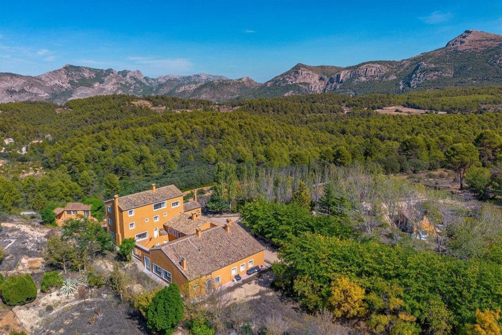 7 soverom Finca/Herregård til salgs i Alicante by med svømmebasseng garasje - € 11 000 000 (Ref: 9819960)