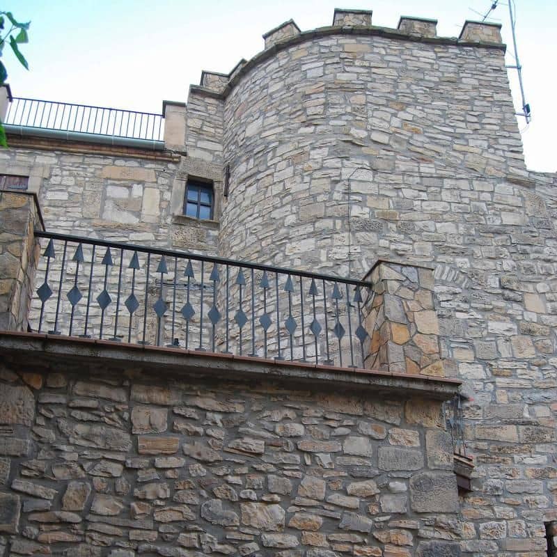 6 bedroom Finca/Country House for sale in Vallfogona de Riucorb - € 700,000 (Ref: 9888688)