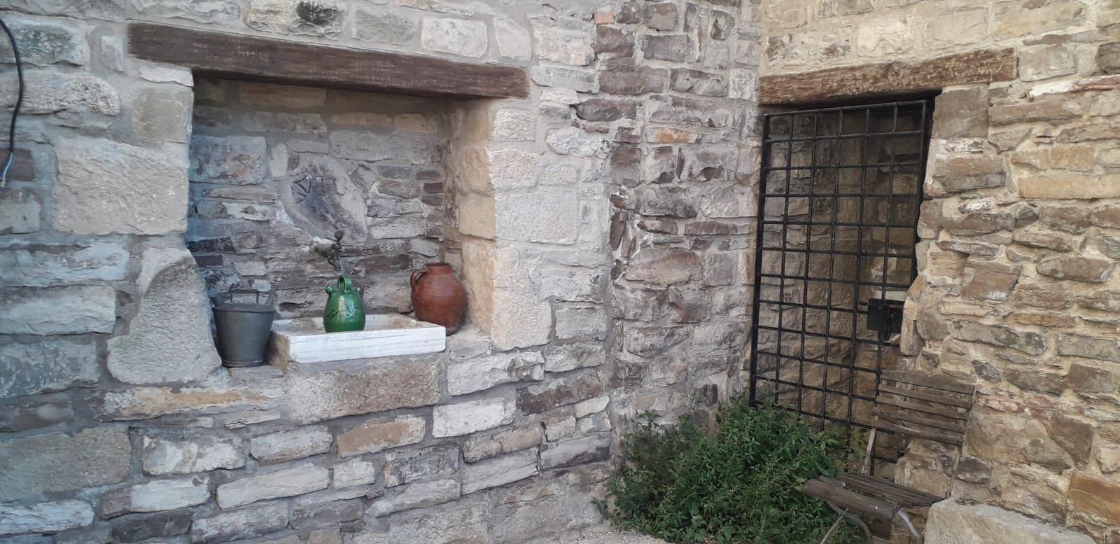 6 bedroom Finca/Country House for sale in Vallfogona de Riucorb - € 700,000 (Ref: 9888688)