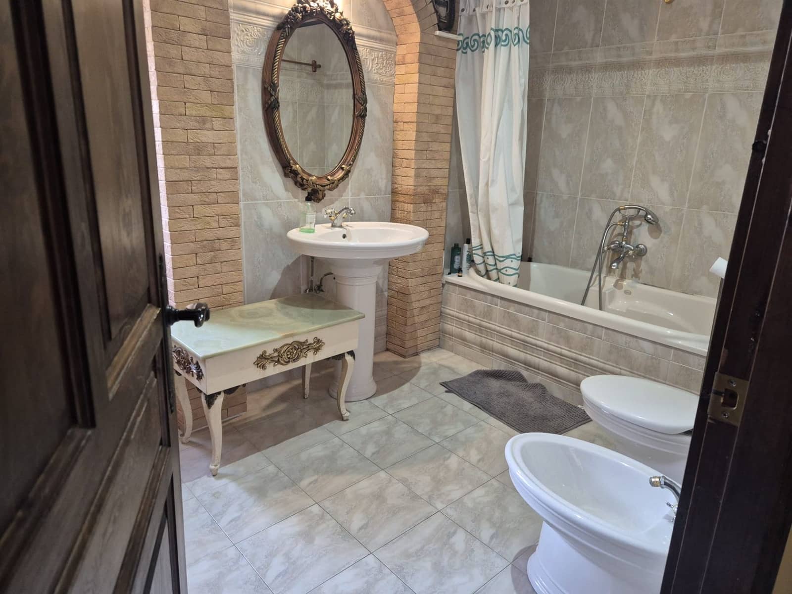 6 bedroom Finca/Country House for sale in Vallfogona de Riucorb - € 700,000 (Ref: 9888688)