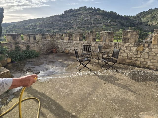 6 bedroom Finca/Country House for sale in Vallfogona de Riucorb - € 700,000 (Ref: 9888688)