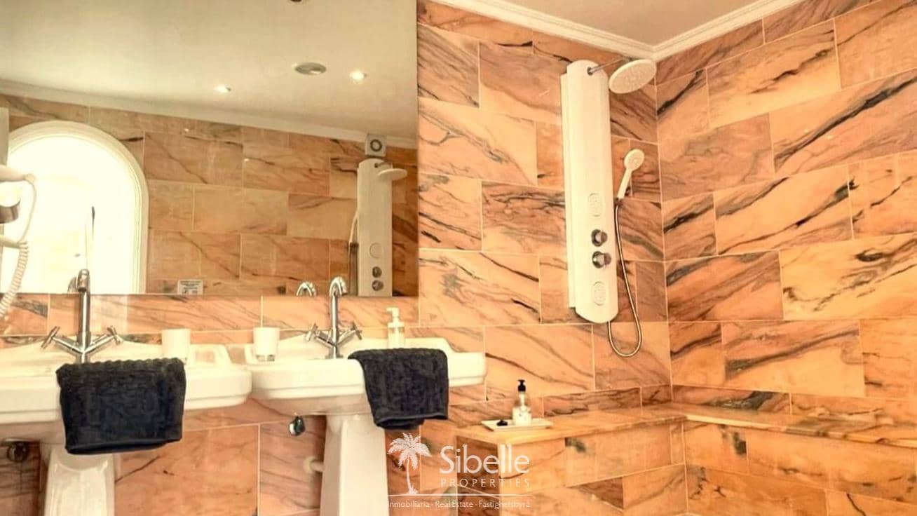 2 Zimmer Apartment zu verkaufen in Arguineguin mit Pool - 640.000 € (Ref: 10004607)