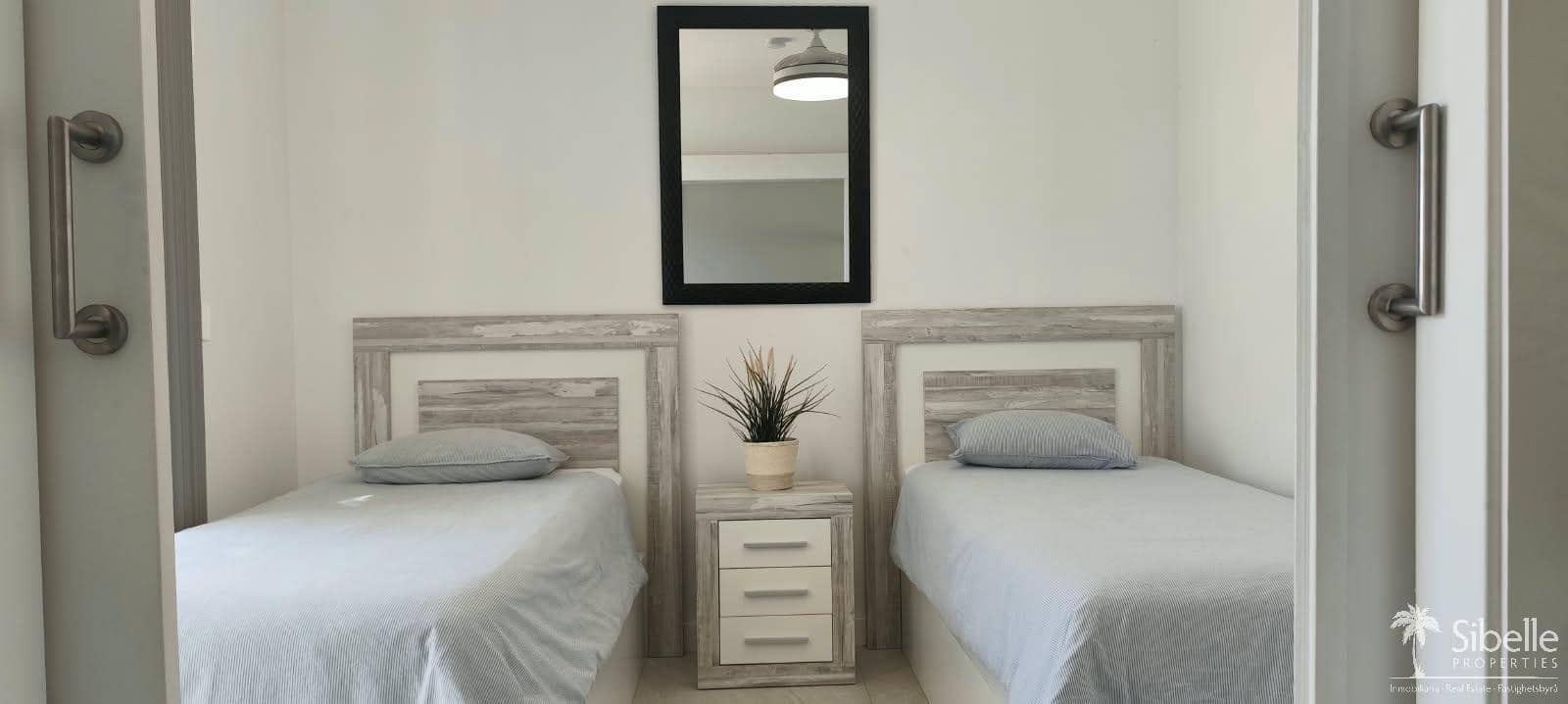 2 sypialnia Apartament na sprzedaż w Playa del Cura z basenem garażem - 385 000 € (Ref: 10160111)
