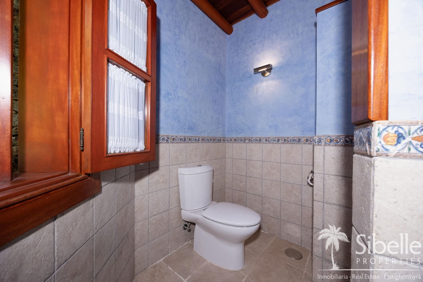 4 bedroom Finca/Country House for sale in Mogan with garage - € 1,199,000 (Ref: 9925035)