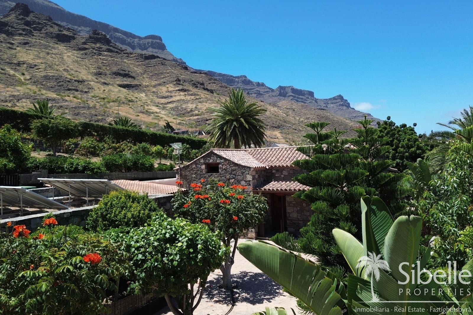 4 bedroom Finca/Country House for sale in Mogan with garage - € 1,199,000 (Ref: 9925035)