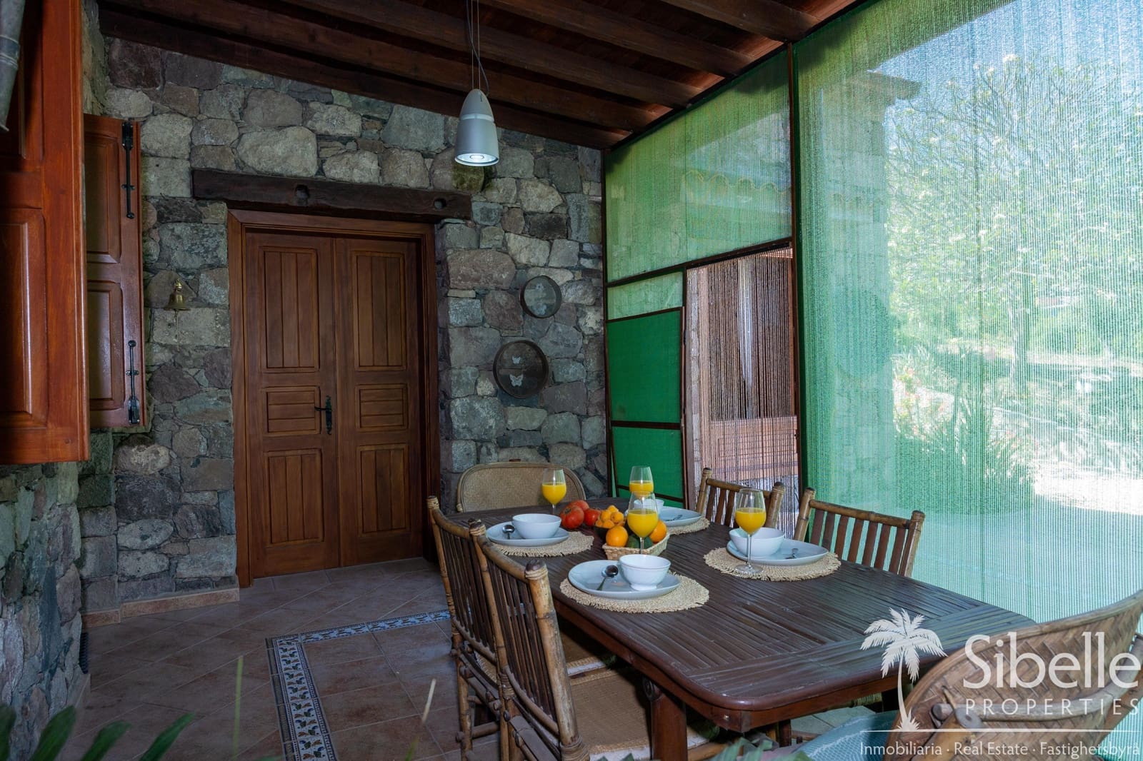 4 bedroom Finca/Country House for sale in Mogan with garage - € 1,199,000 (Ref: 9925035)