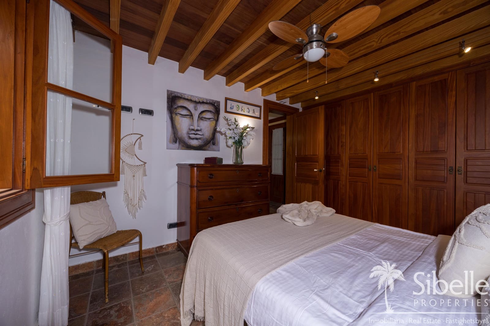 4 bedroom Finca/Country House for sale in Mogan with garage - € 1,199,000 (Ref: 9925035)