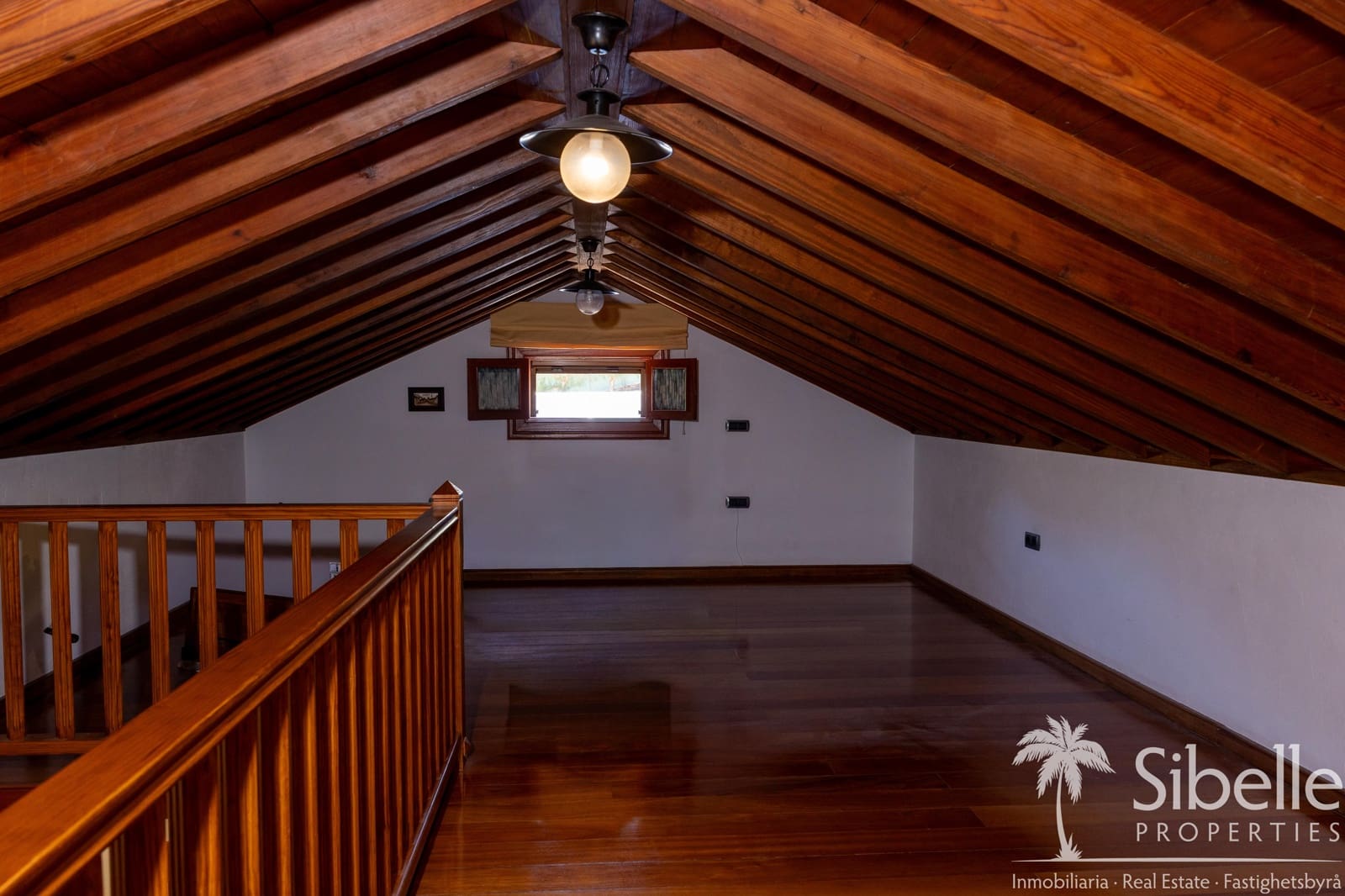 4 bedroom Finca/Country House for sale in Mogan with garage - € 1,199,000 (Ref: 9925035)
