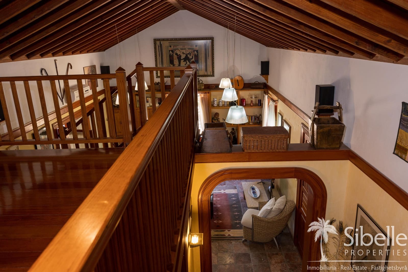 4 bedroom Finca/Country House for sale in Mogan with garage - € 1,199,000 (Ref: 9925035)