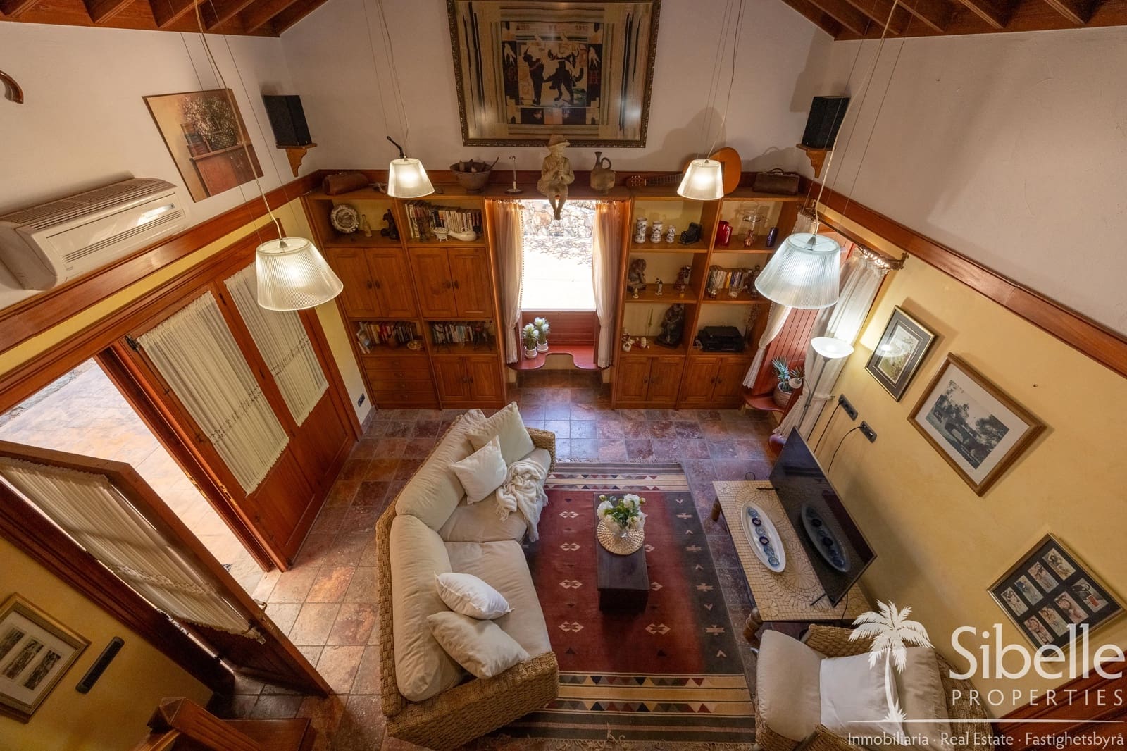 4 bedroom Finca/Country House for sale in Mogan with garage - € 1,199,000 (Ref: 9925035)