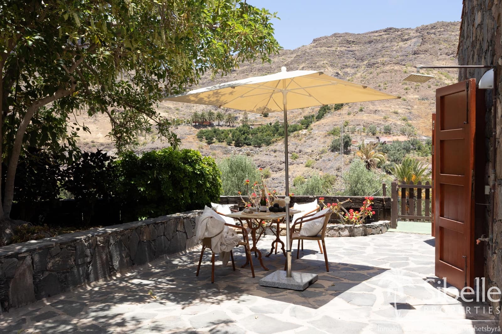 4 bedroom Finca/Country House for sale in Mogan with garage - € 1,199,000 (Ref: 9925035)
