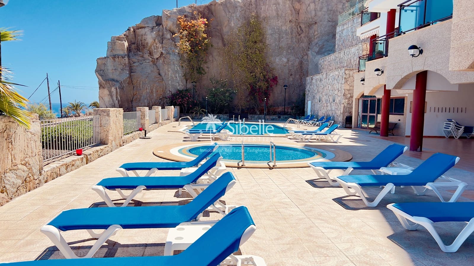 2 bedroom Apartment for sale in Barranco del Cura with pool garage - € 380,000 (Ref: 9925164)
