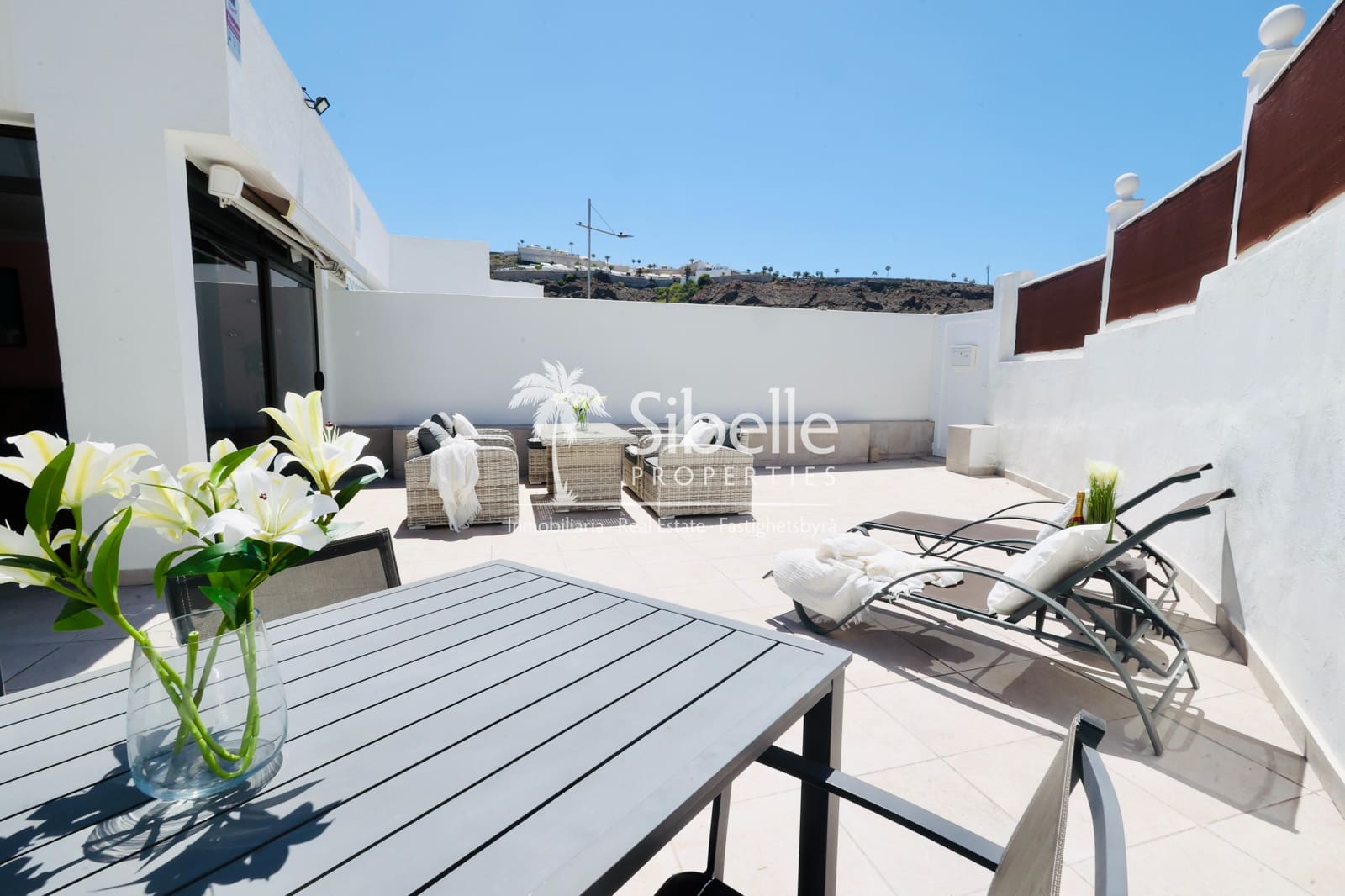 2 sovrum Bungalow till salu i Puerto Rico med pool garage - 460 000 € (Ref: 9925197)