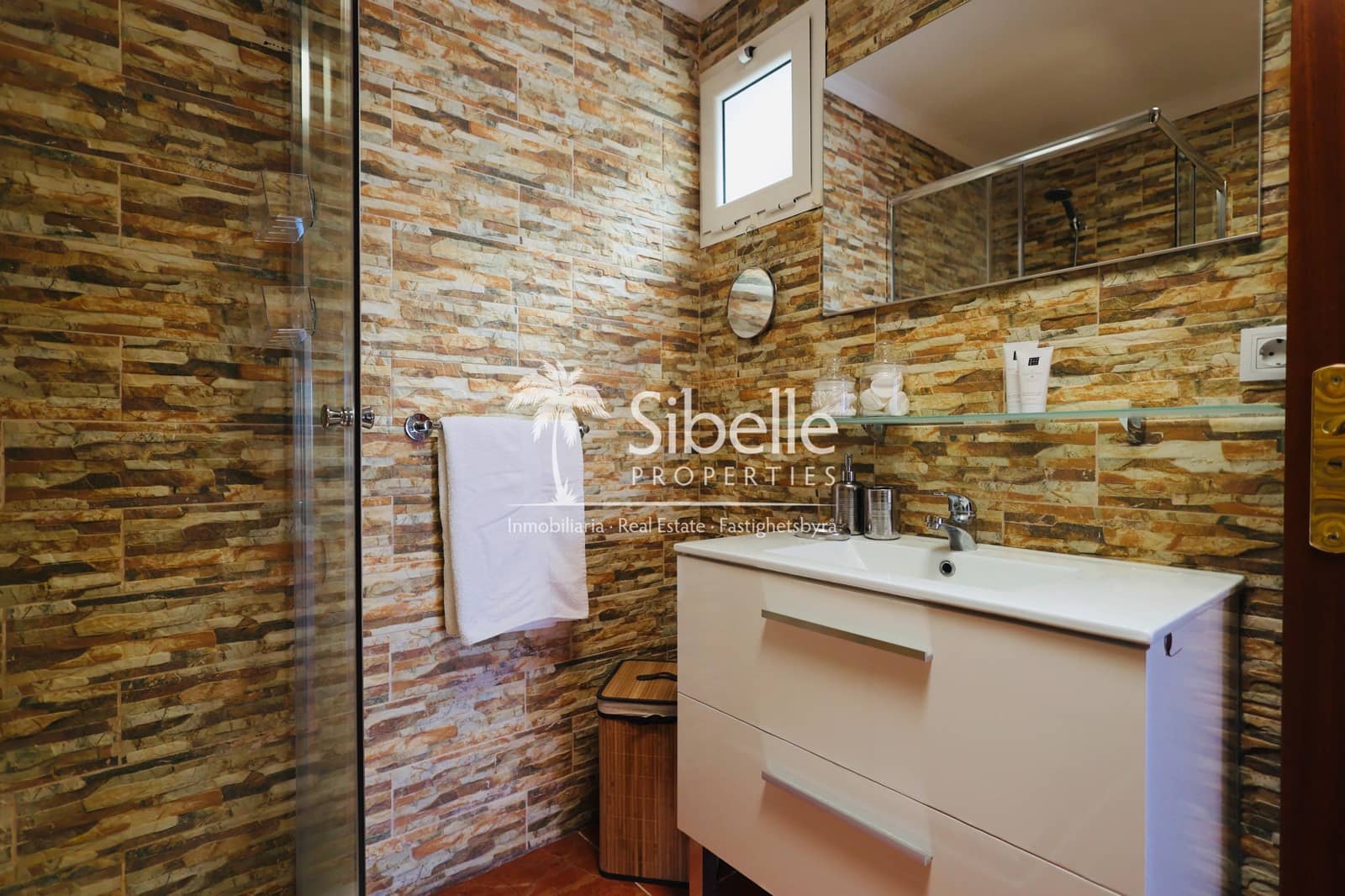 2 sovrum Bungalow till salu i Puerto Rico med pool garage - 460 000 € (Ref: 9925197)