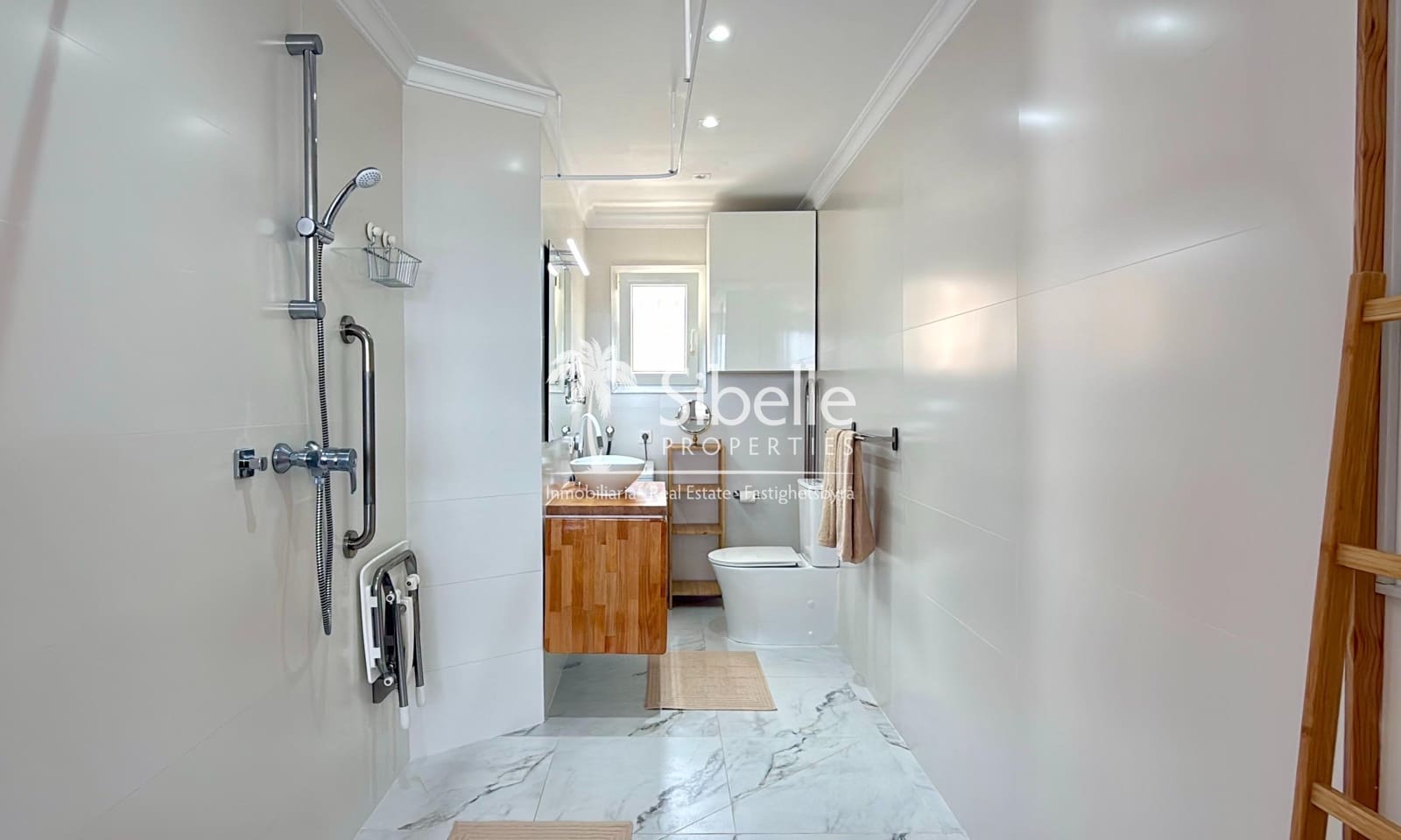 2 bedroom Apartment for sale in Playa del Cura with pool - € 599,950 (Ref: 9925200)