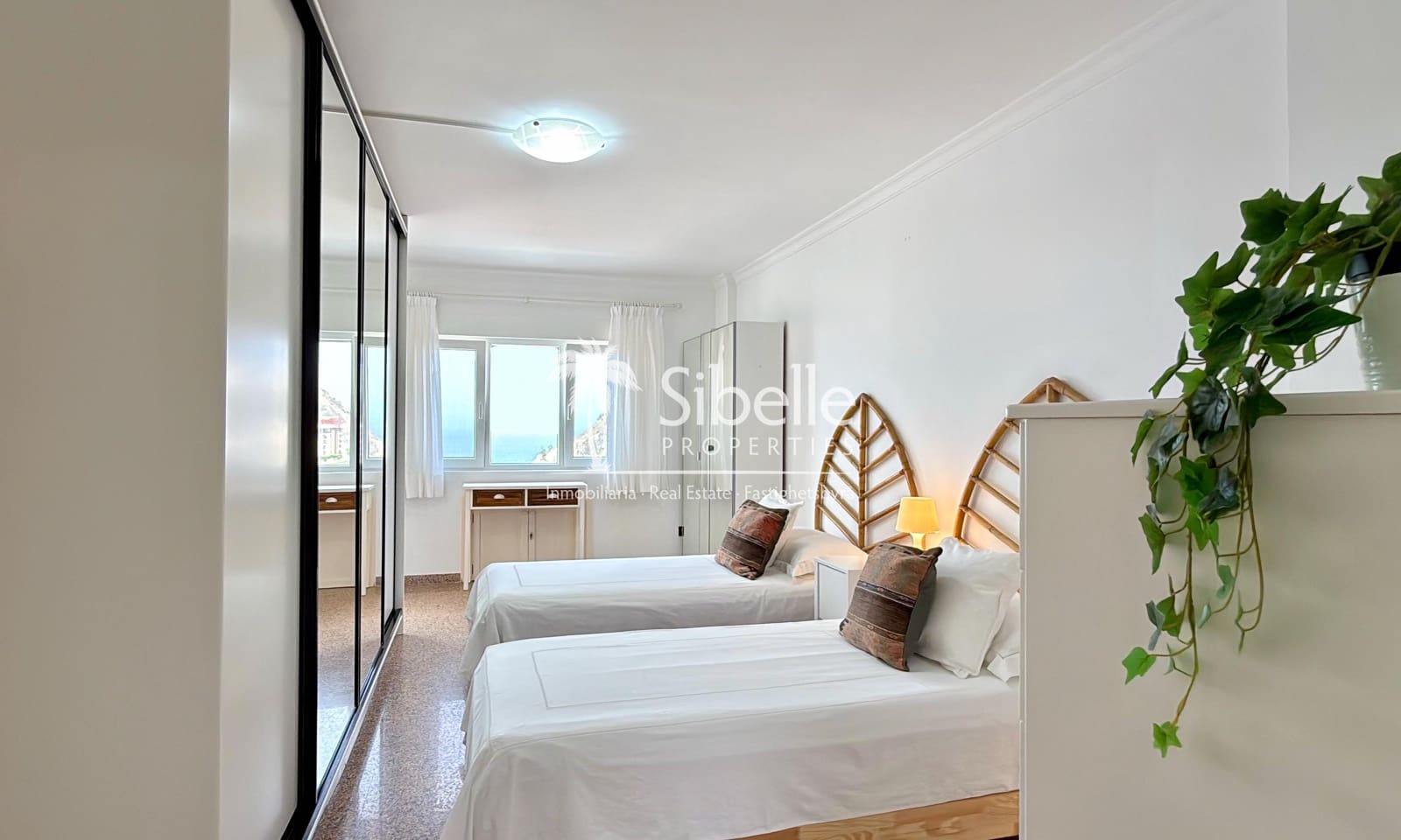 2 bedroom Apartment for sale in Playa del Cura with pool - € 599,950 (Ref: 9925200)