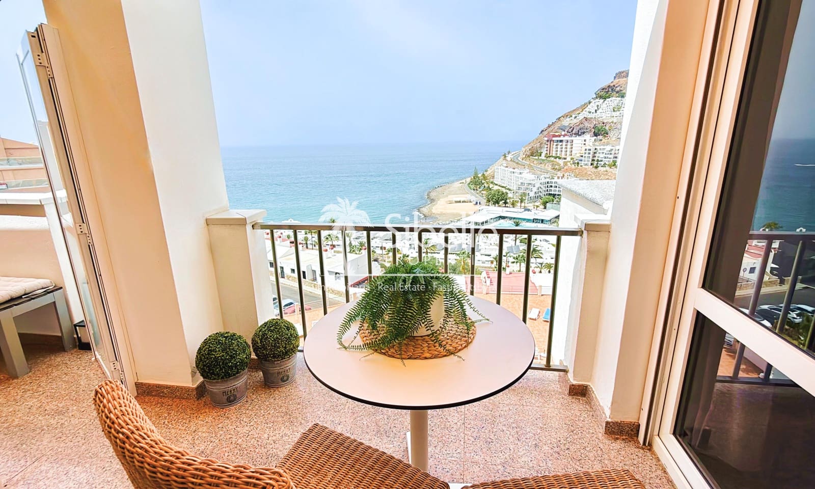 2 bedroom Apartment for sale in Playa del Cura with pool - € 599,950 (Ref: 9925200)