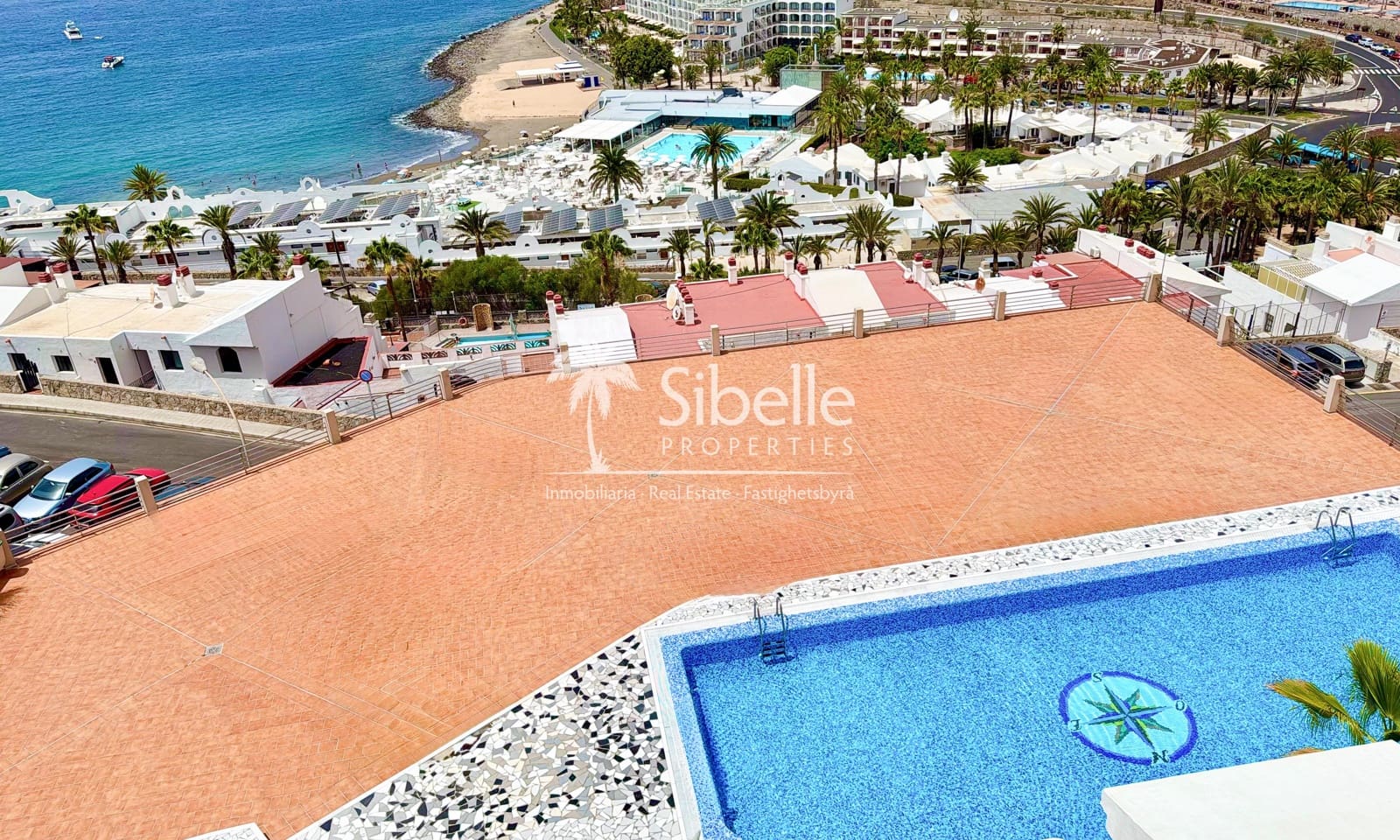 2 bedroom Apartment for sale in Playa del Cura with pool - € 599,950 (Ref: 9925200)