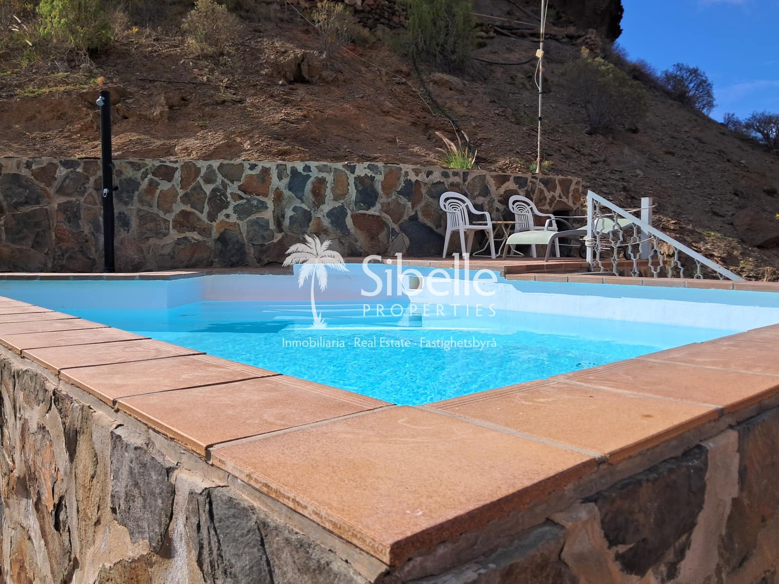 5 bedroom Guesthouse/B & B for sale in Playa del Cura with pool garage - € 920,000 (Ref: 9932010)
