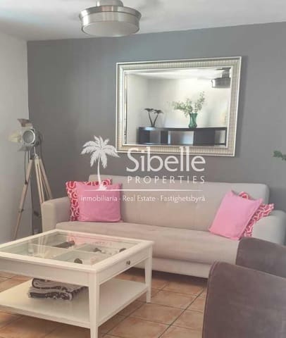 Villa/Maison de 4 chambres à louer à Tauro, Mogán avec piscine garage - 3 200 € (Ref: 9932025)
