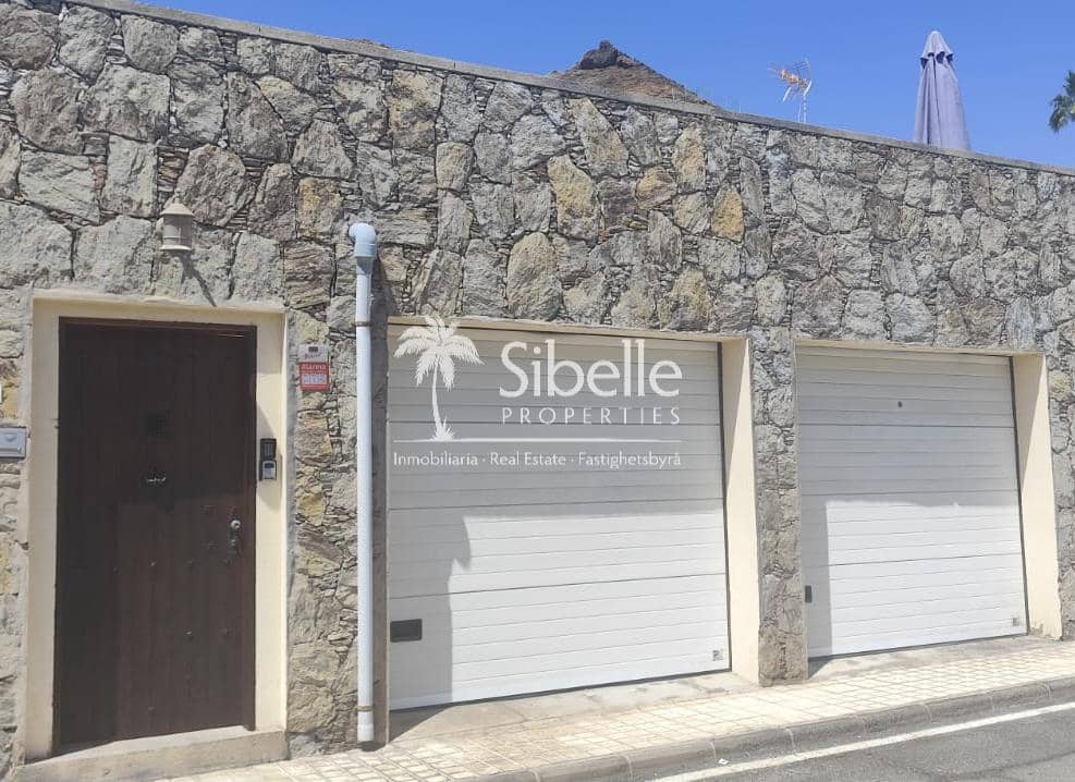 4 bedroom Villa for rent in Tauro with pool garage - € 3,200 (Ref: 9932025)