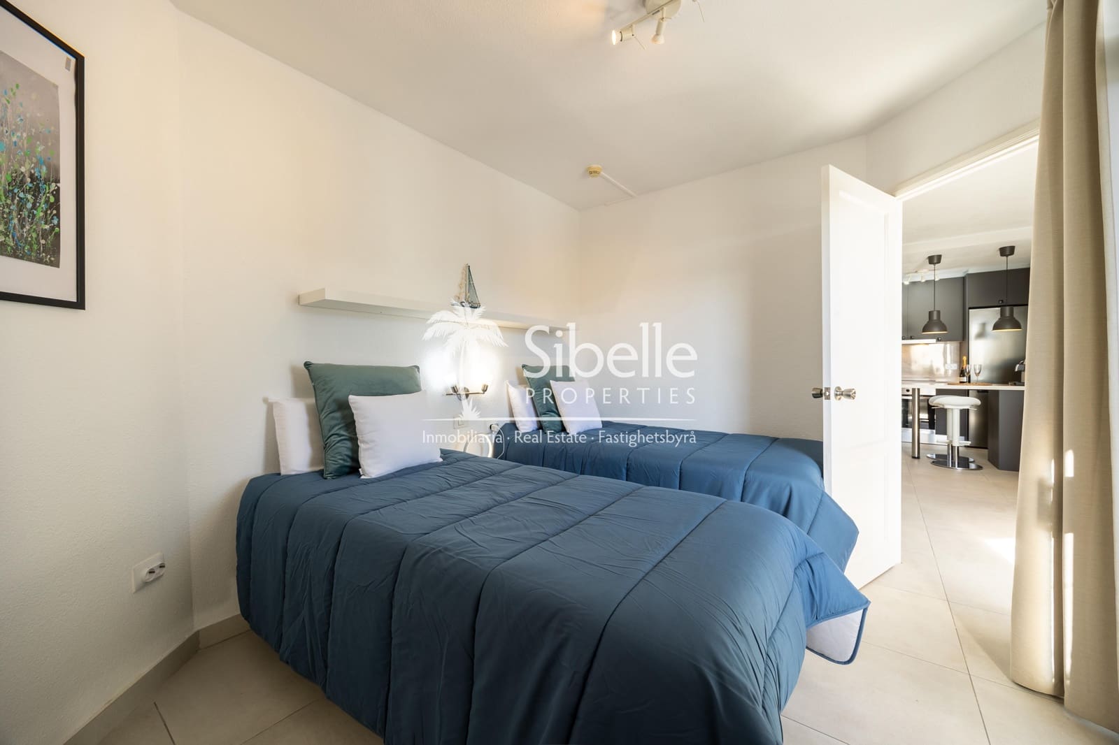 Appartement de 1 chambre à louer à Playa del Cura avec piscine - 1 450 € (Ref: 9932109)