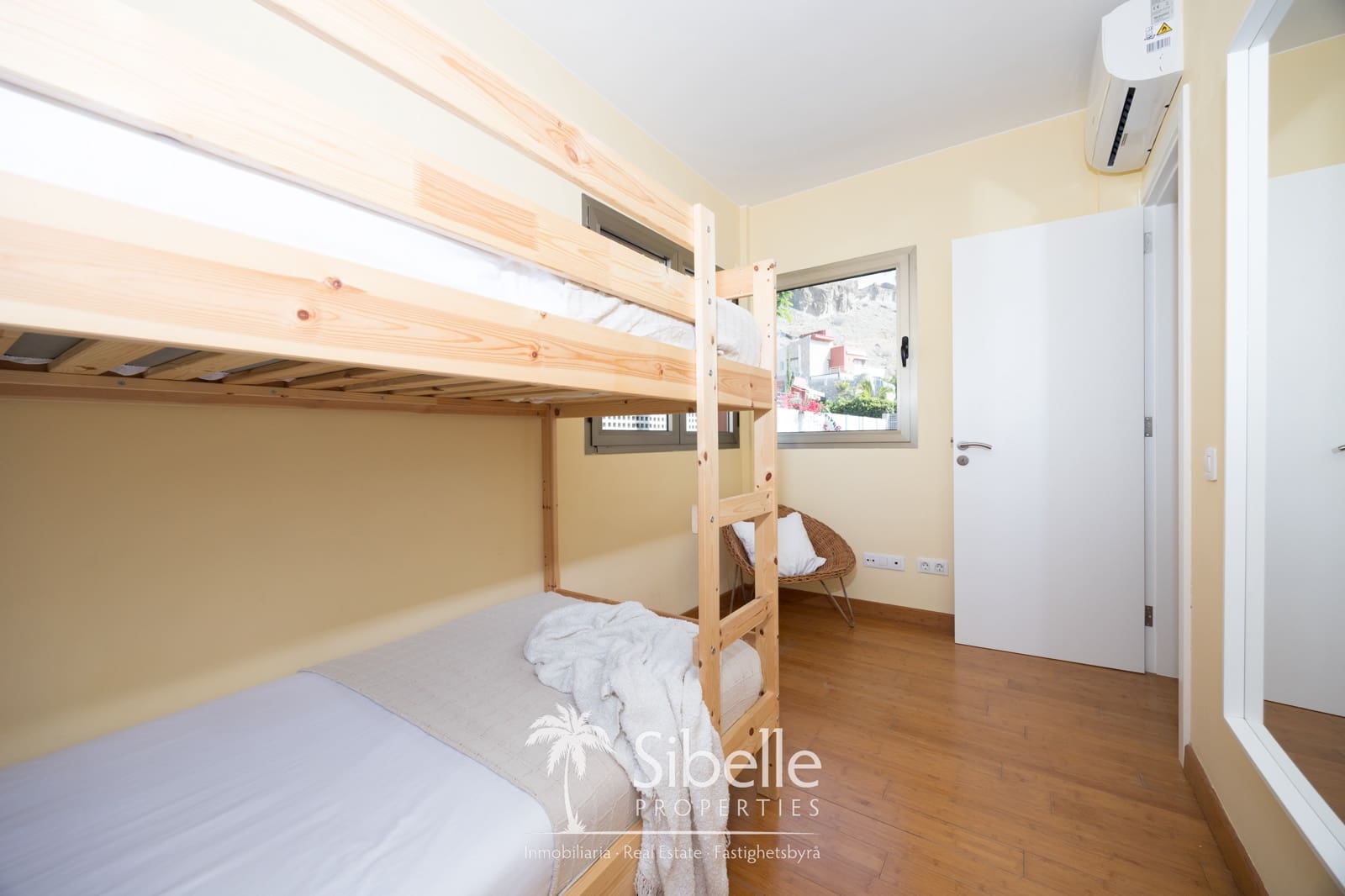 4 sovrum Villa till salu i Tauro med garage - 785 000 € (Ref: 9938793)
