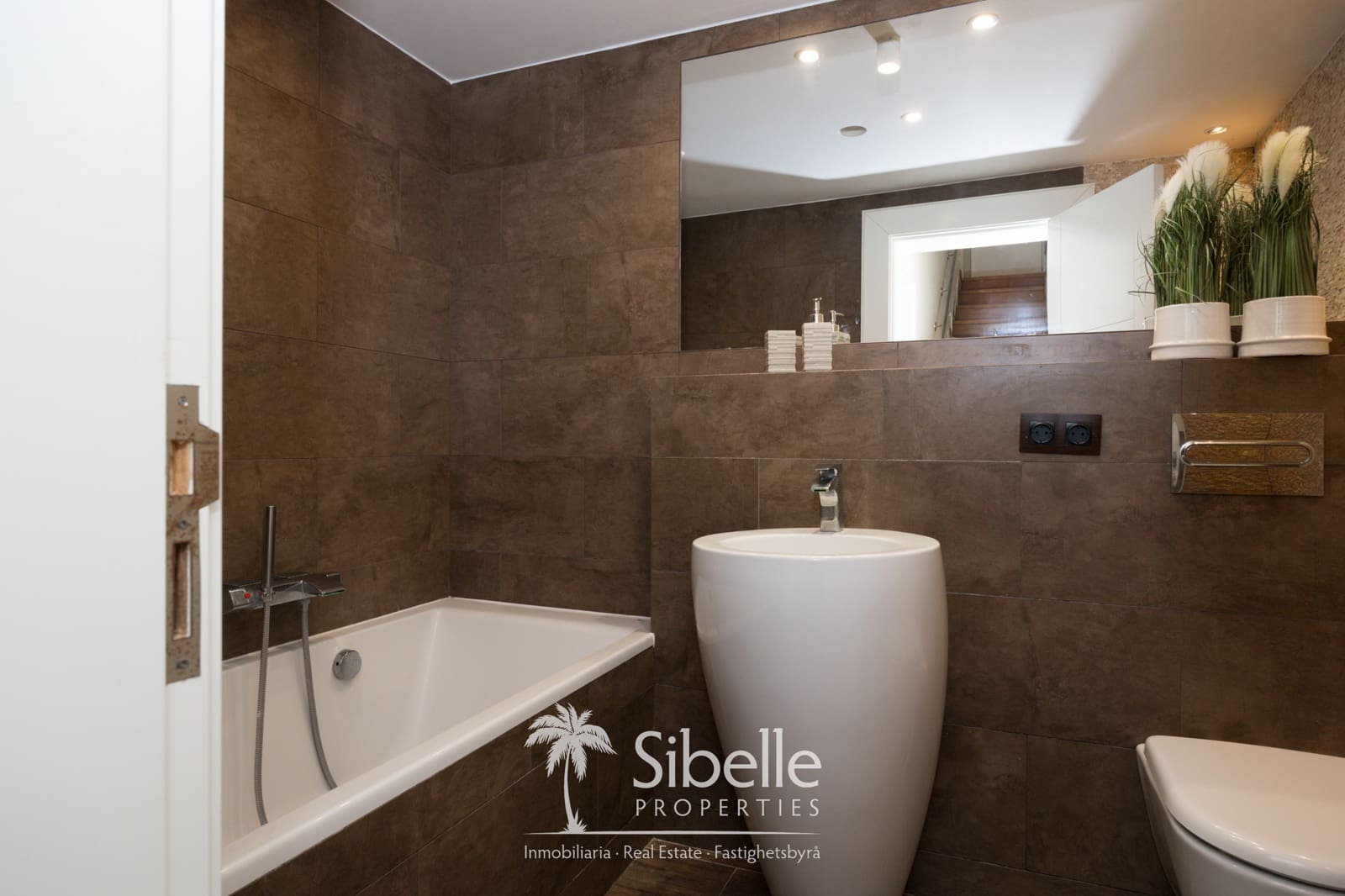 4 sovrum Villa till salu i Tauro med garage - 785 000 € (Ref: 9938793)