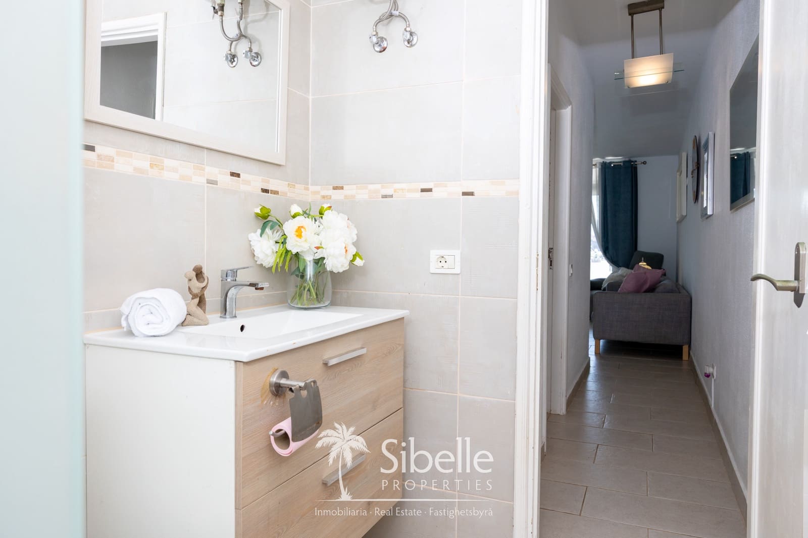 2 bedroom Apartment for sale in Playa del Cura with pool - € 260,000 (Ref: 9965853)