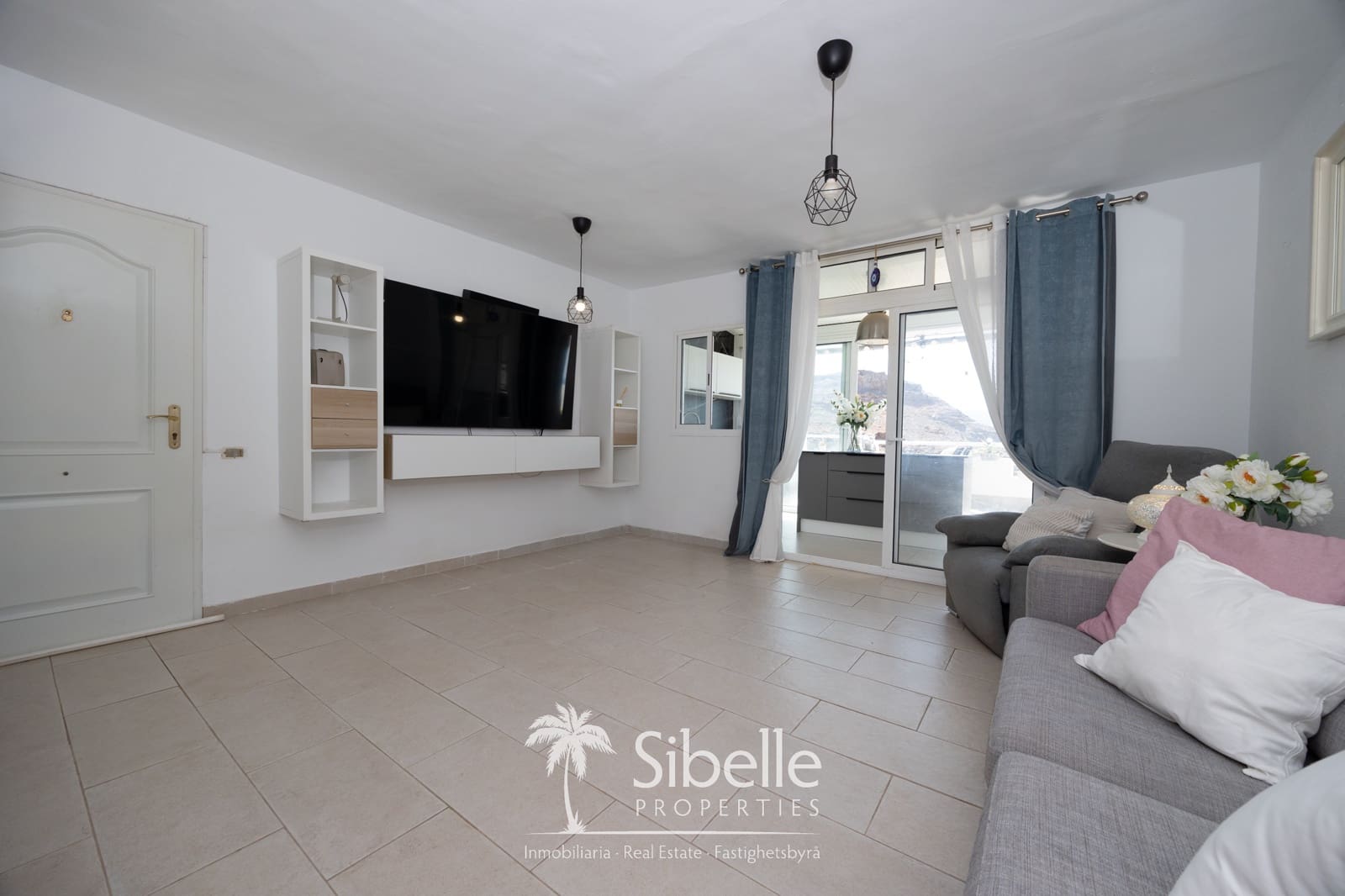 2 bedroom Apartment for sale in Playa del Cura with pool - € 260,000 (Ref: 9965853)