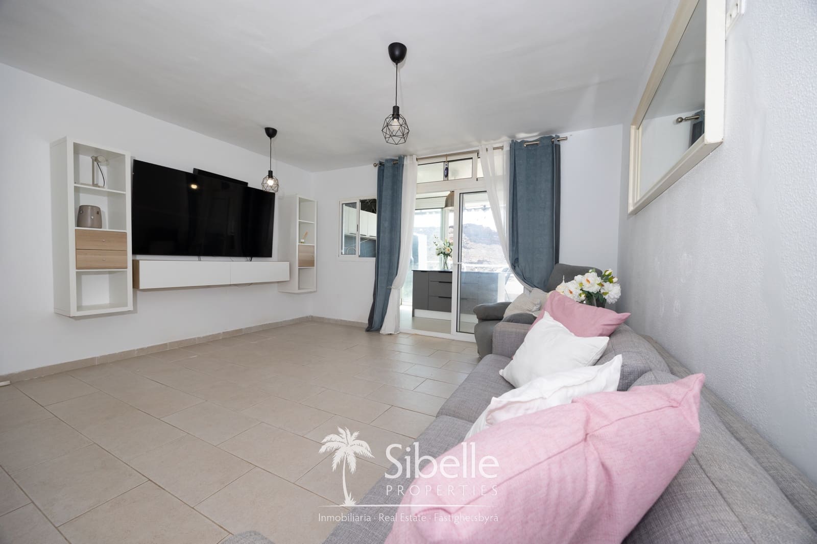 2 bedroom Apartment for sale in Playa del Cura with pool - € 260,000 (Ref: 9965853)