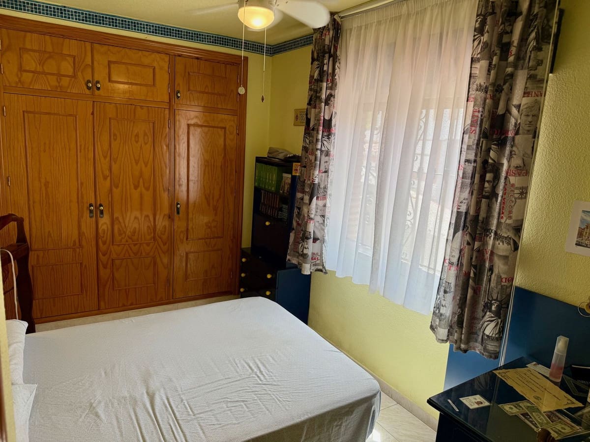 5 soveværelse Villa til salg i Otura med swimmingpool garage - € 399.000 (Ref: 9127863)