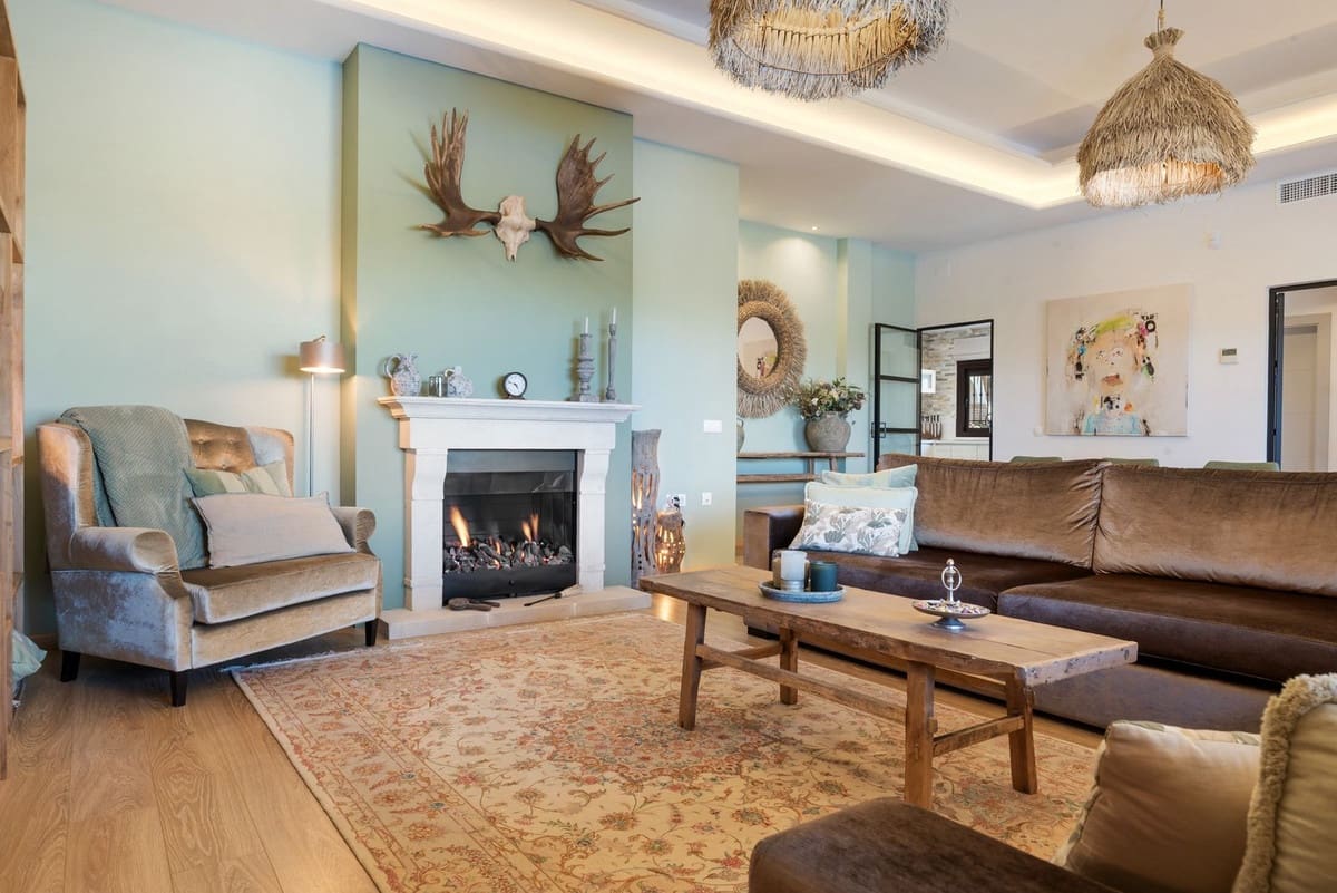 5 soveværelse Villa til salg i Mijas Costa med swimmingpool garage - € 1.750.000 (Ref: 9244451)