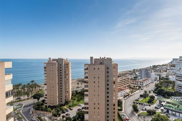 3 makuuhuone Kattohuoneisto myytävänä paikassa Torremolinos mukana uima-altaan - 980 000 € (Ref: 9484079)