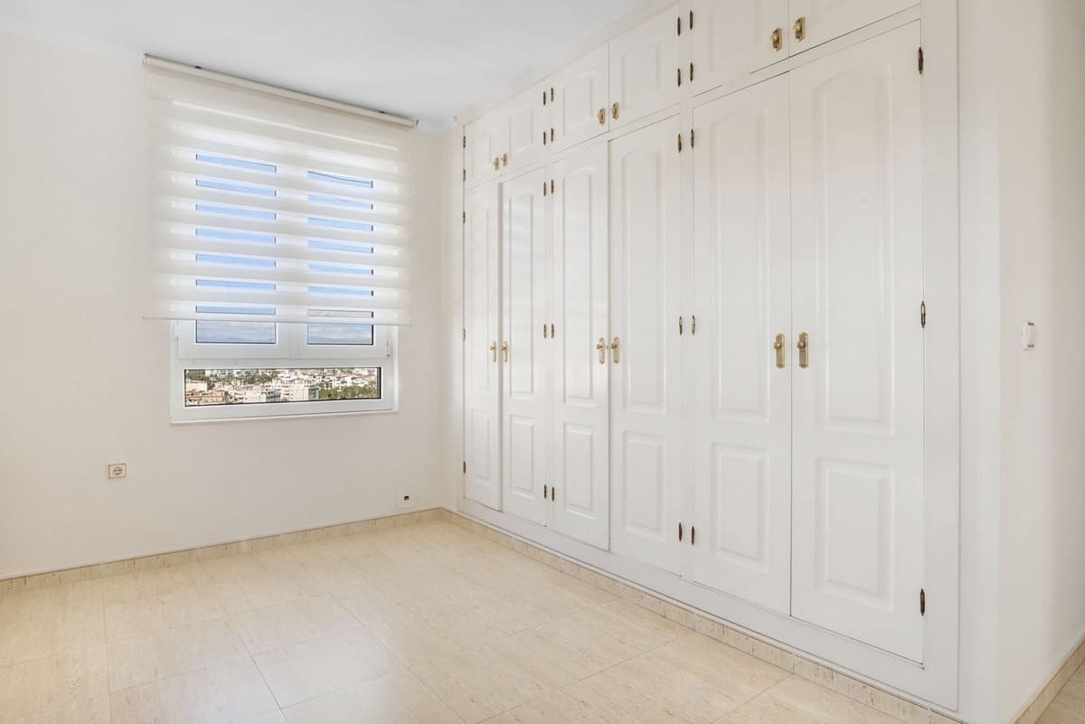 3 slaapkamer Penthouse te koop in Torremolinos met zwembad - € 980.000 (Ref: 9484079)