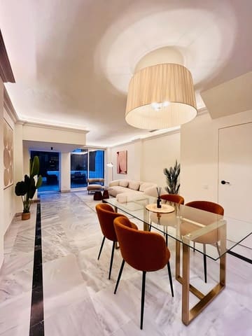 2 soveværelse Lejlighed til salg i Playa de Fontanilla, Marbella med swimmingpool garage - € 799.000 (Ref: 9877118)