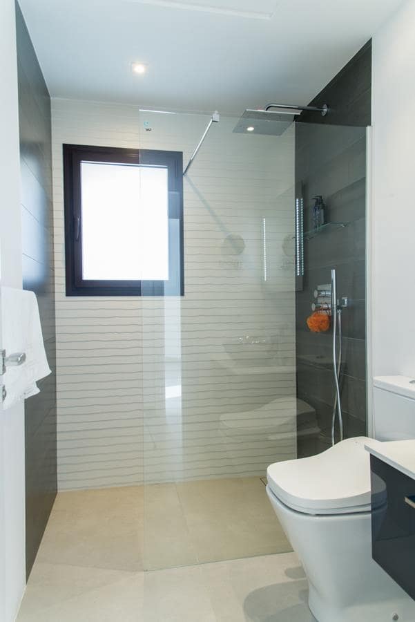 4 bedroom Villa for sale in Benitachell / Benitatxell with pool garage - € 799,000 (Ref: 9386332)