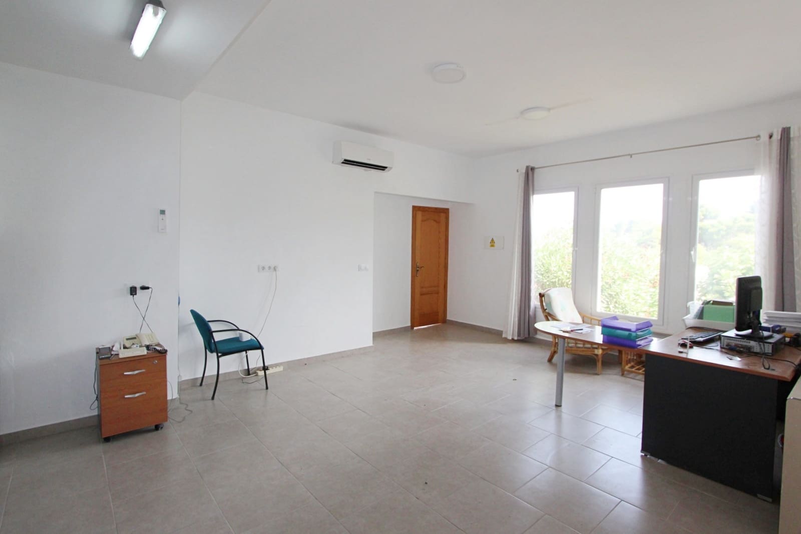 9 bedroom Commercial for sale in Moraira - € 699,900 (Ref: 9386333)