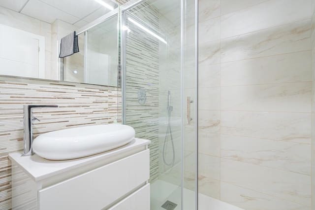 3 bedroom Apartment for sale in Finestrat - € 410,000 (Ref: 9386337)